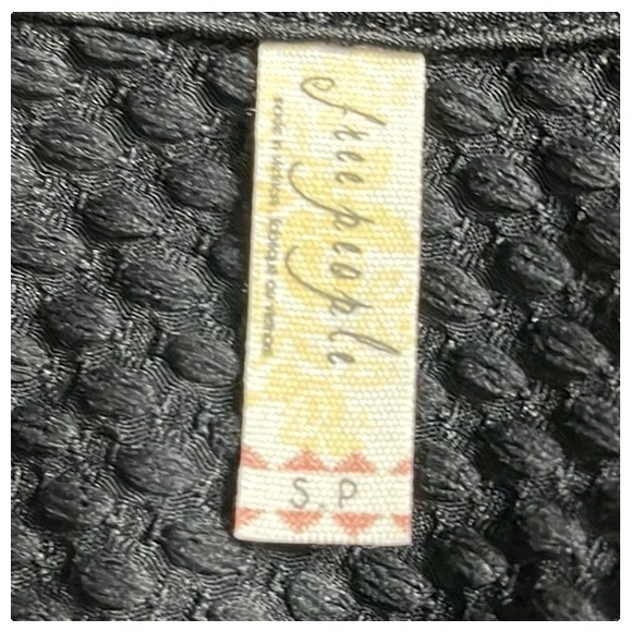 💕NWT Free People LBD key hole in back💕 - Picture 4 of 10